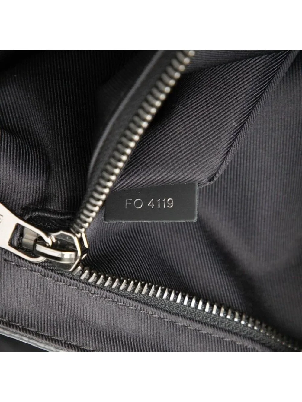 Louis Vuitton Monogram Eclipse Messenger Voyage PM Crossbody Shoulder Bag Black